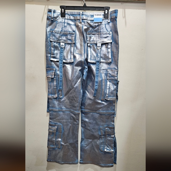 D Rock Silver Cargo Stretch Jeans with Distressed Details NWT - Picture 7 of 11